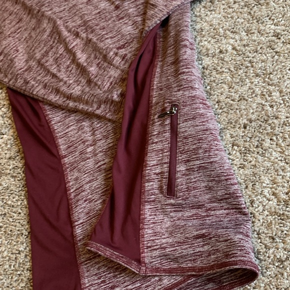 3/4 zip up, dry fit, Maroon - Picture 4 of 4